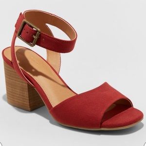 Universal Threads Quarter Strap Heeled Sandals